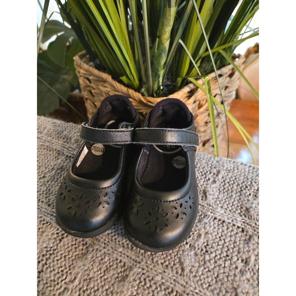 STRIDE RITE Maebell Black Leather Floral Mary Jane Dress Shoes Kids 5M